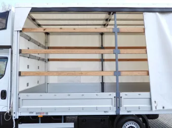 Iveco Daily skrzynia plandeka 10 palet 160KM 522893 - siedzenia