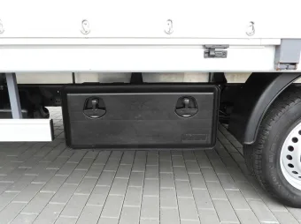 Iveco Daily skrzynia plandeka 10 palet 160KM 523600 - siedzenia