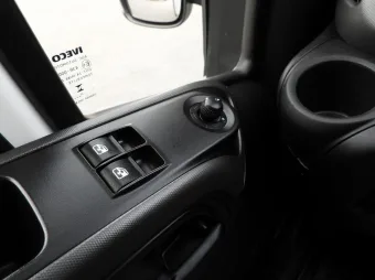 Iveco Daily skrzynia plandeka 10 palet 180KM 609285 - wyposazenie