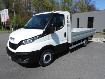Iveco Daily skrzynia 8 palet 160KM 322393 - przod lewy