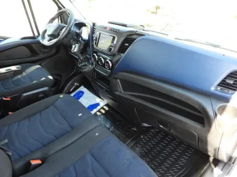 Iveco Daily skrzynia 8 palet 160KM 322393 - schowki