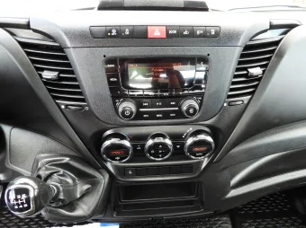 Iveco Daily skrzynia 10 palet 160KM 368829 - wyposazenie