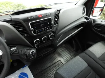 Iveco Daily kontener 10 palet 180KM 577306 - konsola