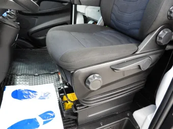 Iveco Daily kontener winda 8 palet 180KM 483394 - fotele