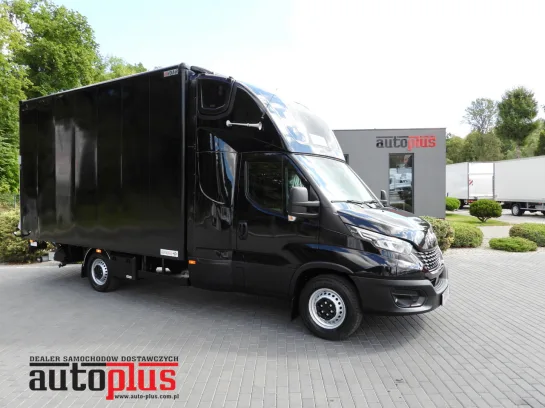 Iveco Daily kontener winda 8 palet 180KM 483394 - przod