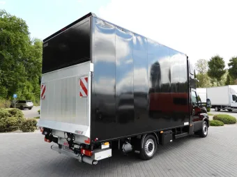 Iveco Daily kontener winda 8 palet 180KM 483394 - tyl