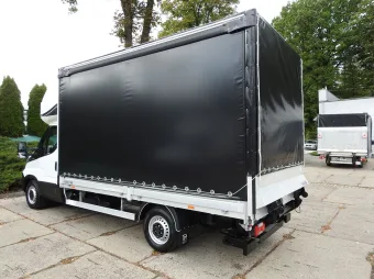 Iveco Daily skrzynia plandeka 8 palet 180KM 282410 - bok tyl