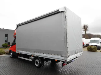 Iveco Daily skrzynia plandeka 10 palet 180KM 380321 - bok tyl