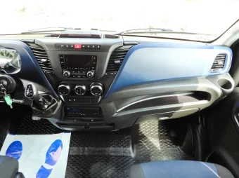 Iveco Daily skrzynia plandeka 8 palet 180KM 250675 - detal