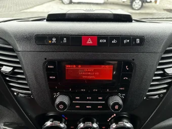 Iveco Daily skrzynia plandeka 10 palet 180KM 380321 - detal