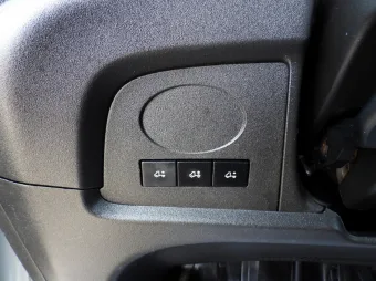 Iveco Daily skrzynia plandeka 10 palet 180KM 388946 - detal