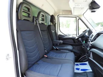Iveco Daily skrzynia plandeka 10 palet 180KM 388946 - detal