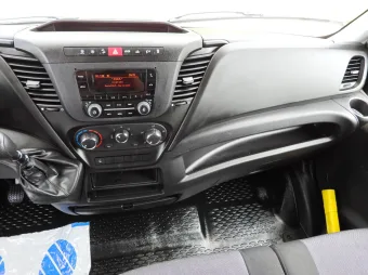 Iveco Daily skrzynia plandeka 10 palet 180KM 473187 - detal