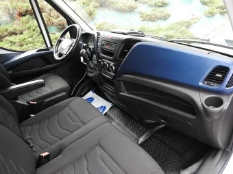 Iveco Daily skrzynia plandeka 8 palet 180KM 282410 - drzwi