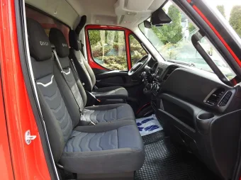 Iveco Daily skrzynia plandeka 10 palet 180KM 378090 - drzwi