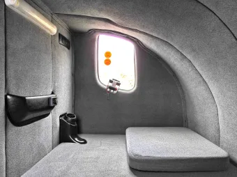 Iveco Daily skrzynia plandeka 10 palet 180KM 372228 - fotel kierowcy