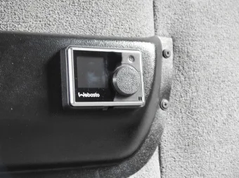 Iveco Daily skrzynia plandeka 10 palet 180KM 372228 - fotel pasazera
