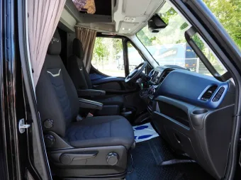 Iveco Daily skrzynia plandeka 8 palet 180KM 446600 - fotel pasazera