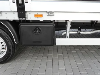 Iveco Daily skrzynia plandeka 8 palet 180KM 473000 - kabina