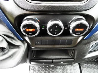 Iveco Daily skrzynia plandeka 8 palet 180KM 282410 - klima