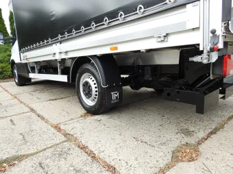 Iveco Daily skrzynia plandeka 8 palet 180KM 282410 - kola