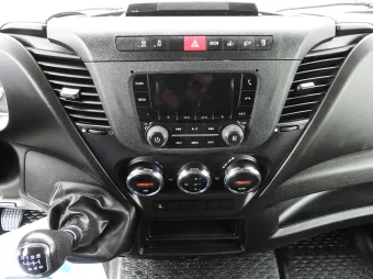 Iveco Daily skrzynia plandeka 10 palet 180KM 350891 - lewarek