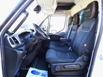 Iveco Daily skrzynia plandeka 10 palet 180KM 472897 - panel