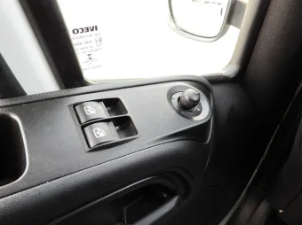 Iveco Daily skrzynia plandeka 8 palet 180KM 473000 - panel