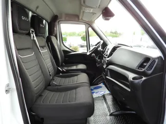 Iveco Daily skrzynia plandeka 8 palet 180KM 494459 - pasazer