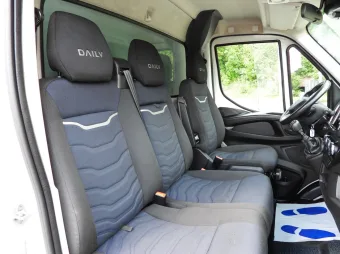 Iveco Daily skrzynia plandeka 10 palet 180KM 419085 - podsufitka
