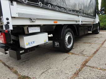 Iveco Daily skrzynia plandeka 8 palet 180KM 282410 - podwozie