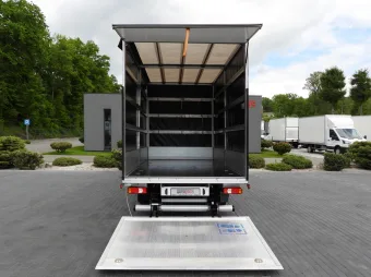 Iveco Daily skrzynia plandeka 8 palet 180KM 494459 - podwozie