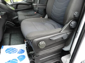 Iveco Daily skrzynia plandeka 10 palet 180KM 372228 - radio
