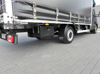 Iveco Daily skrzynia plandeka 8 palet 180KM 250675 - rama
