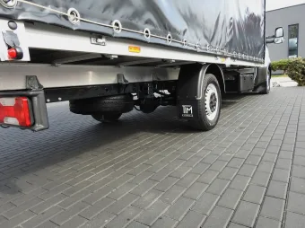 Iveco Daily skrzynia plandeka 10 palet 180KM 346660 - rama
