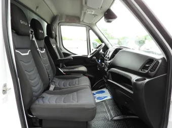 Iveco Daily skrzynia plandeka 10 palet 180KM 372228 - schowki