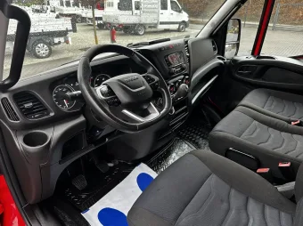 Iveco Daily skrzynia plandeka 10 palet 180KM 380321 - srodek
