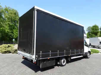 Iveco Daily skrzynia plandeka 10 palet 180KM 475050 - tyl zabudowy