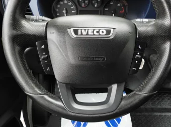 Iveco Daily skrzynia plandeka 8 palet 180KM 282410 - wnetrze