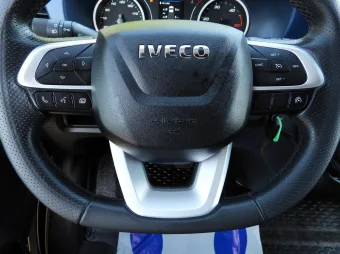 Iveco Daily skrzynia plandeka 8 palet 180KM 446600 - wnetrze