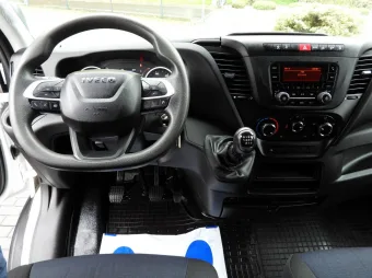 Iveco Daily skrzynia plandeka 8 palet 180KM 440376 - wyposazenie