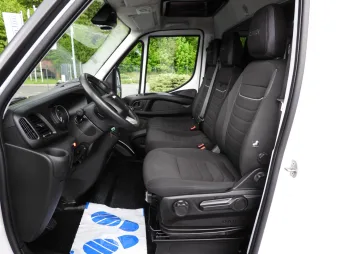 Iveco Daily skrzynia plandeka 8 palet 180KM 494459 - wyposazenie