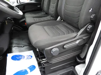 Iveco Daily skrzynia plandeka 8 palet 180KM 505903 - wyposazenie