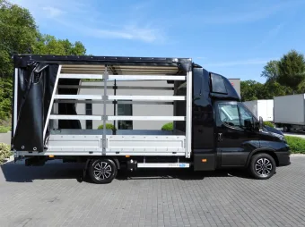 Iveco Daily skrzynia plandeka 8 palet 180KM 446600 - zaladunek
