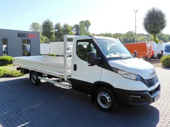 Iveco Daily skrzynia 10 palet 180KM 387293 - przod prawy