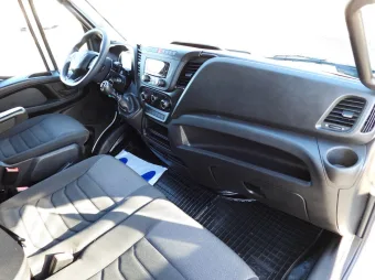 Iveco Daily skrzynia plandeka 10 palet 160KM 473478 - podsufitka