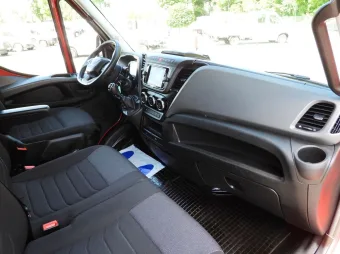 Iveco Daily skrzynia plandeka 11 palet 180KM 517558 - detal