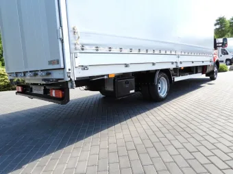 Iveco Daily skrzynia plandeka 11 palet 180KM 517558 - panel
