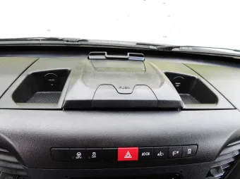Iveco Daily skrzynia plandeka 10 palet 180KM 420373 - schowki