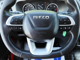 Iveco Daily skrzynia plandeka 11 palet 180KM 517558 - wnetrze